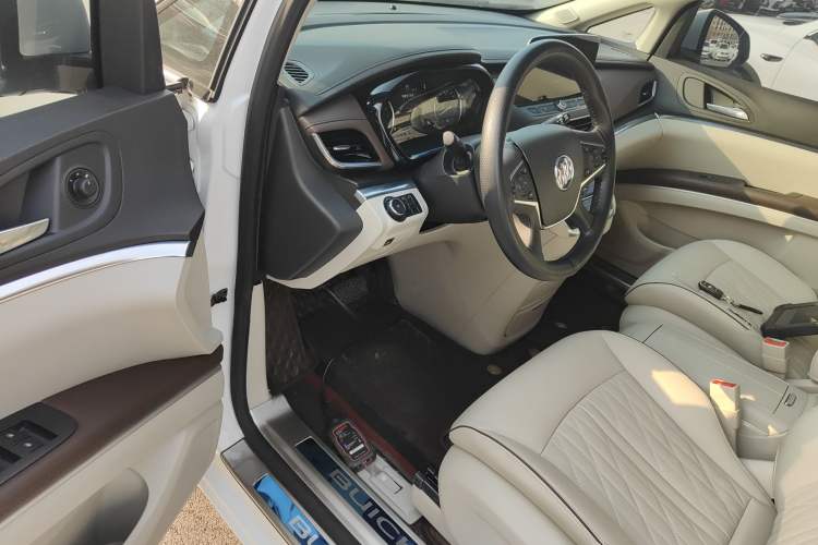 Used Buick GL8 2022 Land Business Class 652T Luxury Model