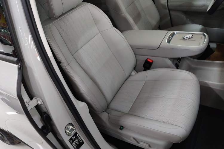 Used Leapmotor B10 2025 510 Joyful Edition
