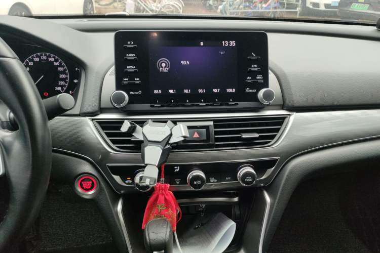 Used Honda Accord 2018 260TURBO Luxury Edition China V Emission Standard
