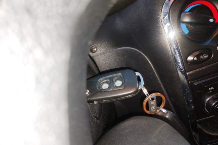 Used Baojun Lechi 2012 Revised Version 1.2L Manual Sporty Edition Dynamic Type