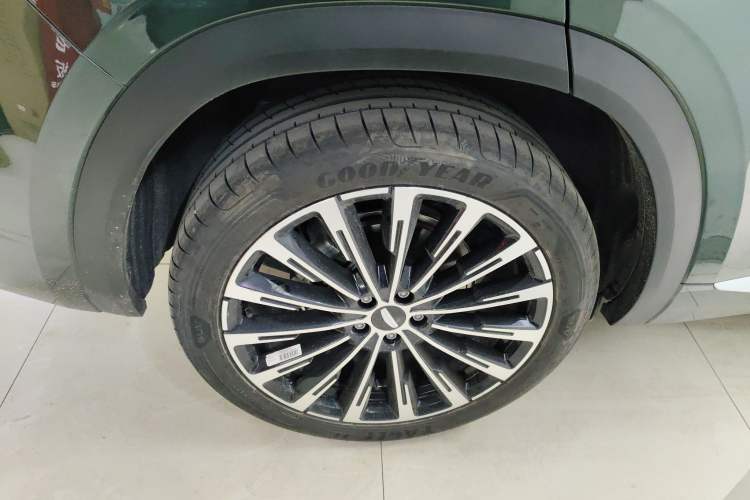 Used Geely Auto Monjaro L 2025 Dongfang Yao 2.0TD Automatic All-Wheel-Drive Wangyue Edition