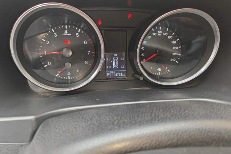 Used Haval H6 2015 Sport Edition 1.5T Automatic Two-Wheel Drive Luxury Model
