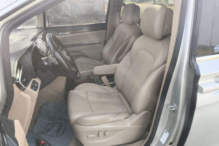 Used Buick GL8 2017 ES 28T Premium Version China V Standard
