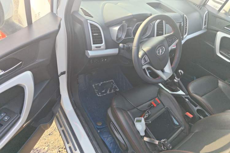 Used  Refine S3 2016 1.5L Manual Luxury Smart Version
