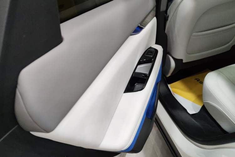 Used Cadillac OPTIQ 2024 Four-Wheel Drive Long-Range Version