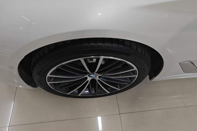 Used BMW 5 Series 2022 Restyled 530Li Leading Edition M Sport Package
