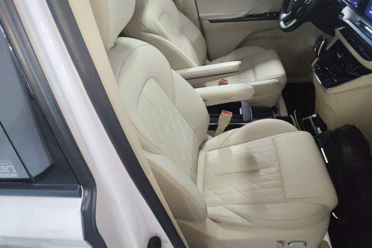 Used Buick GL8 2023 ES Lu Zun 653T Smart Luxury Edition and Yue Version
