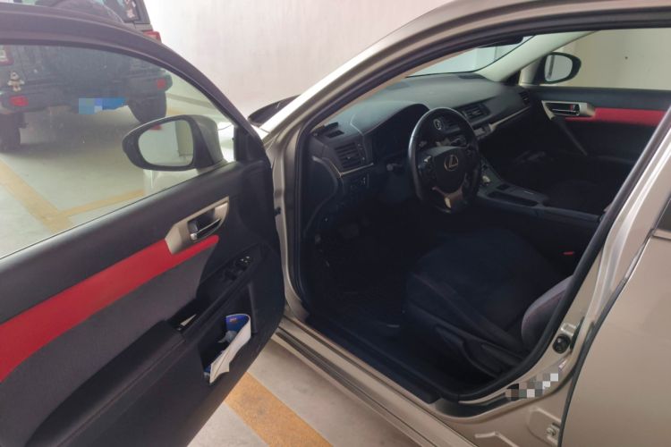 Used Lexus CT 2017 CT200h Elite Edition Solid Color China V Standard
