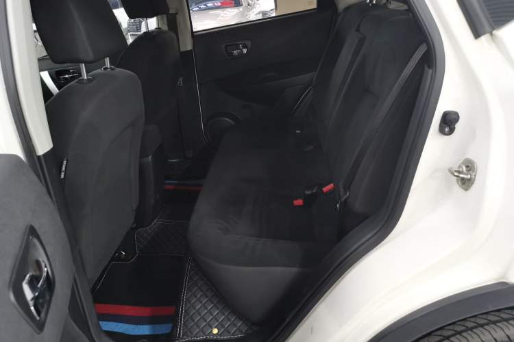 Used Nissan Qashqai 2015 2.0 XL Coolfire CVT 2WD
