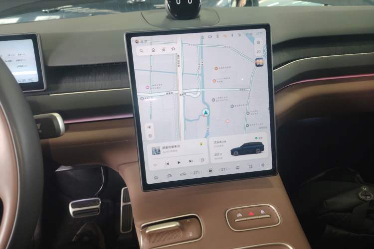 Used Nio ES8 2024 75 kWh
