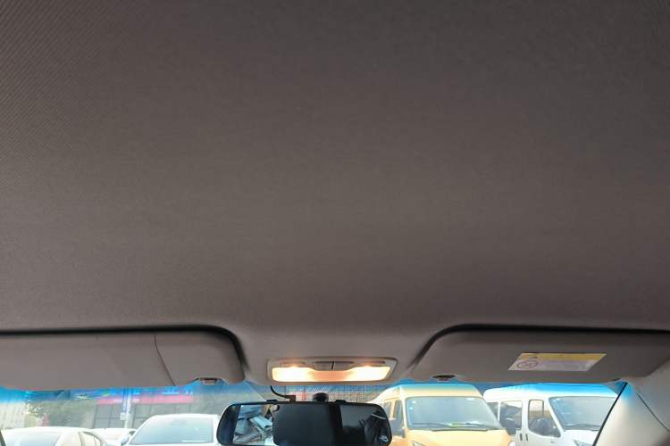 Used  Refine S3 2014 1.5L CVT Luxury Smart Model
