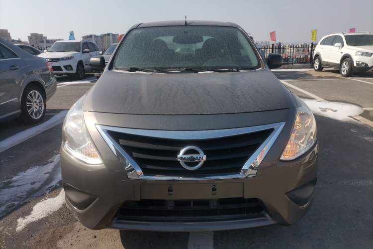 Used Nissan Sunny 2015 1.5XE Manual Comfort Edition
