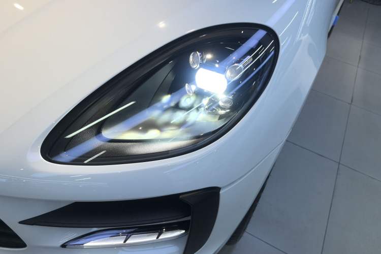 Used Porsche Macan 2020 Macan 2.0T