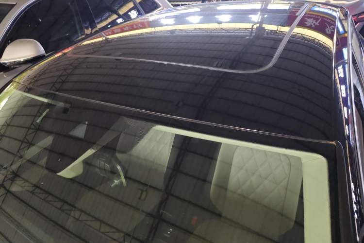 Used Volkswagen Magotan 2023 2 Million Units Limited Edition 330TSI DSG Leading Version