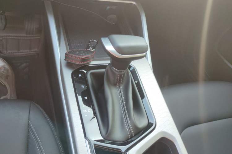 Used Geely Auto Emgrand 2025 4th Generation 1.5L CVT Luxury Version
