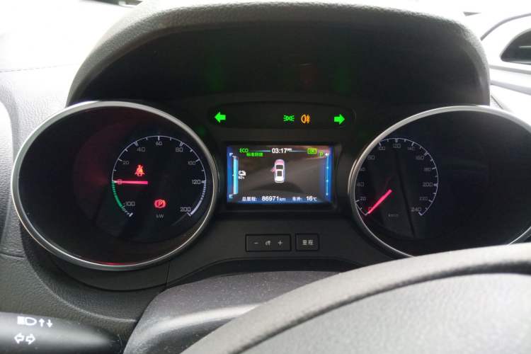 Used BYD Yuan New Energy 2018 EV360 Smart Connect Cool Edition
