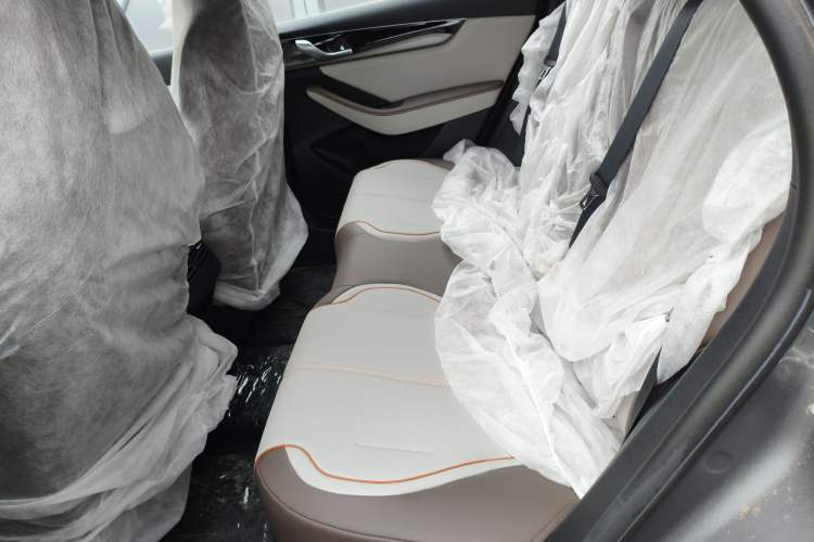 Used BYD Qin PLUS 2024 HONOR Edition DM-i 120KM Beyond Model
