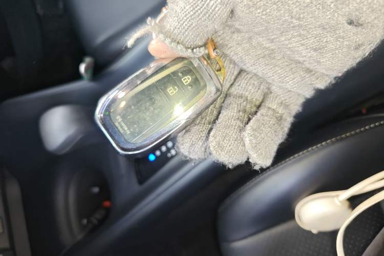 Used Toyota IZOA 2021 2.0L Enjoy Edition
