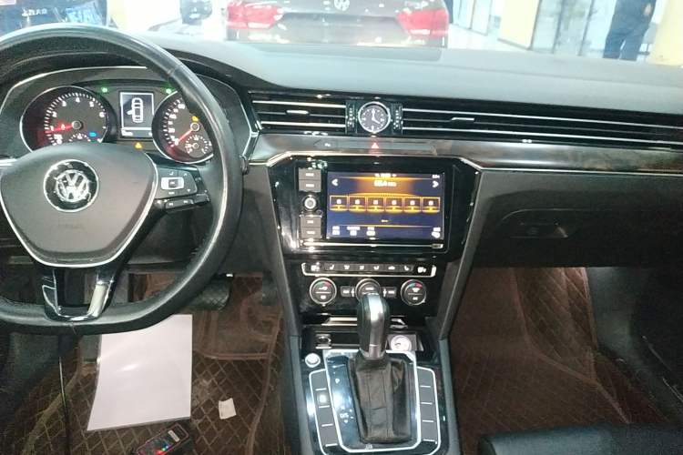 Used Volkswagen Magotan 2019 330TSI DSG Luxury Version China VI Standard
