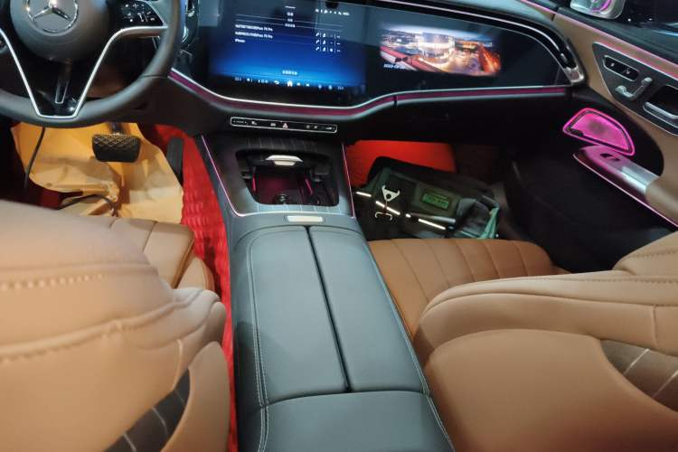 Used Mercedes-Benz E-Class 2025 E 300 L Luxury Model