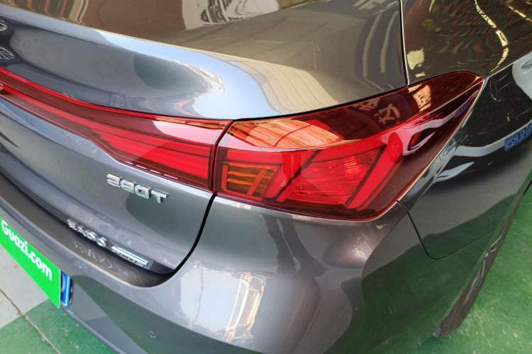 Used Changan Eado 2024 PLUS Blue Whale NE 1.4T GDI DCT High-Energy Edition
