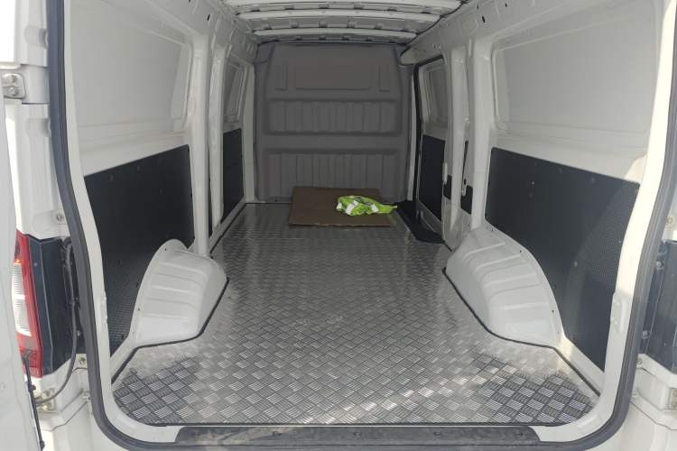 Used Dongfeng Yufeng EM27 2024 EM27L BYD CATL 41.86 kWh
