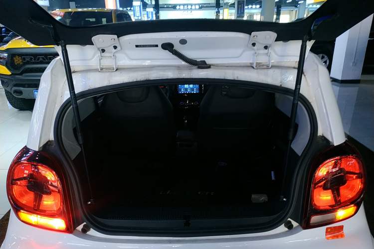 Used Roewe Clever 2021 302km All-Round Version
