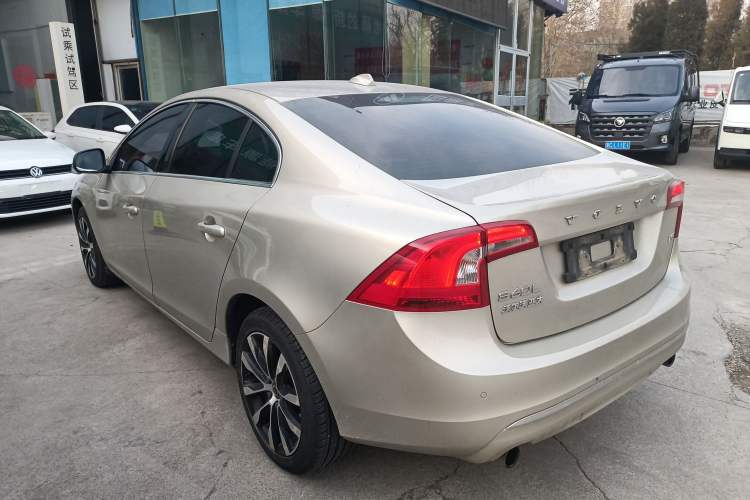 Used Volvo S60 2019 S60L Facelift T5 Intelligent Advanced Edition