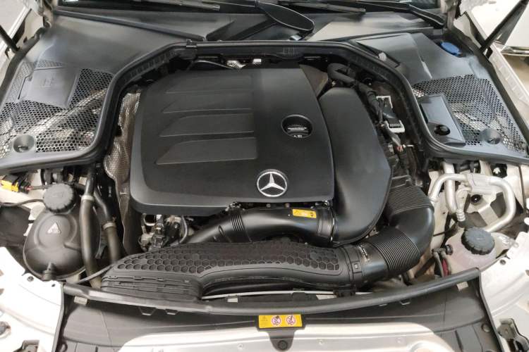 Used Mercedes-Benz C-Class 2020 Facelifted C 260 Estate
