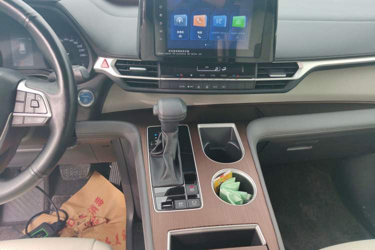 Used Toyota Sienna 2023 2.5L Hybrid Comfort Edition
