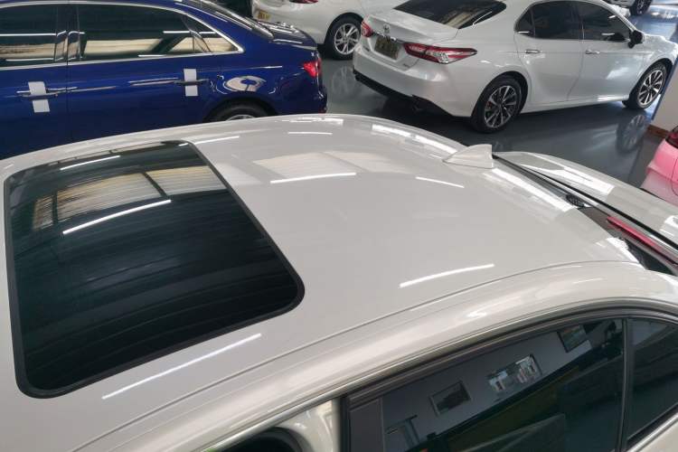 Used BMW 3 Series 2017 320Li xDrive Fashion Model
