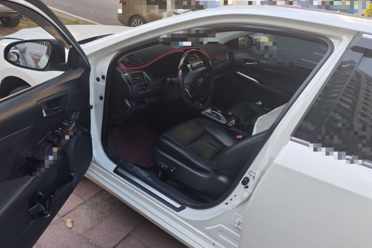 Used Toyota Camry 2015 2.0G Premier Edition
