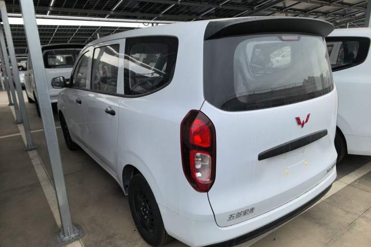 Used Wuling Hongguang New Energy 2024 All-Electric Model 300KM Practical Version