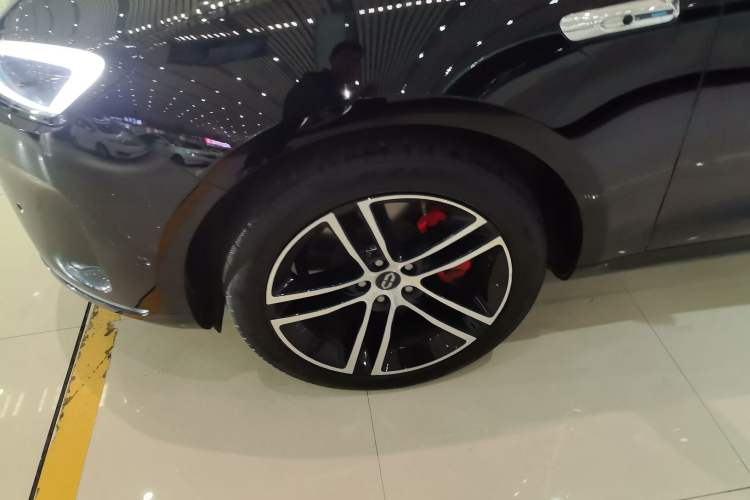 Used Hima AITO M5 2023 Extended-Range Four-Wheel Drive Intelligent Driving Version
