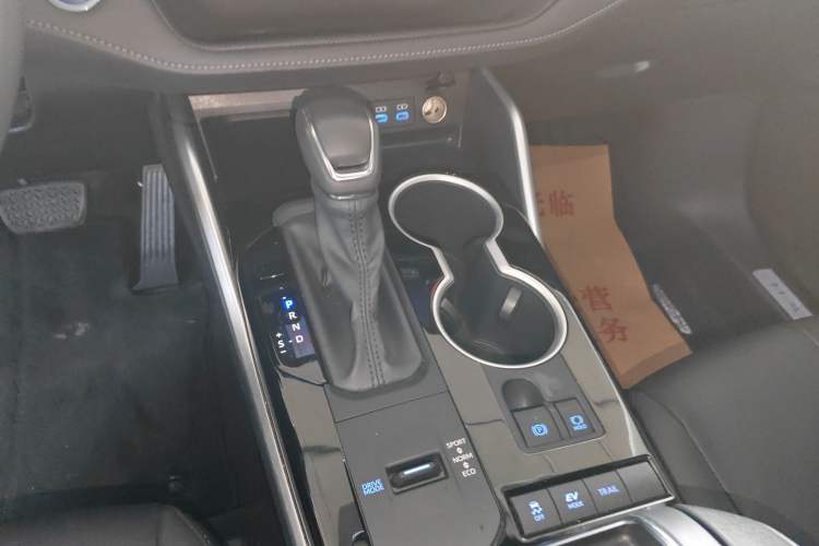 Used Toyota Highlander 2022 Dual-Engine 2.5L Four-Wheel Drive Prestige Version 7 Seats
