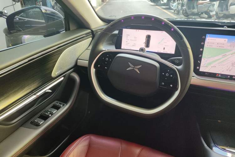 Used XPeng P7 2022 670E+
