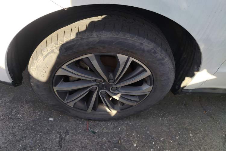 Used Geely Auto Vision X6 2020 1.4T CVT Luxury Edition
