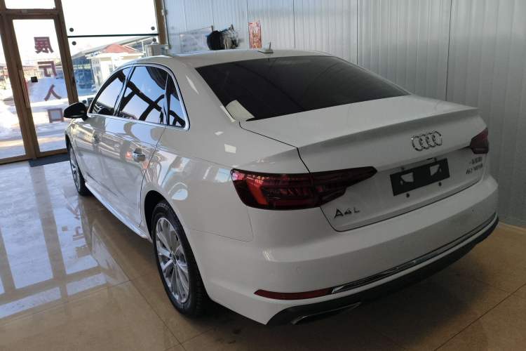 Used Audi A4L 2018 30th Anniversary Edition 40 TFSI Trendy Model