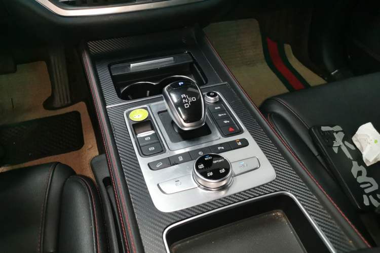 Used BYD Tang New Energy 2018 DM 2.0T All-Wheel Drive Smart Connectivity Luxury Model 7 Seats China V Emission Standard
