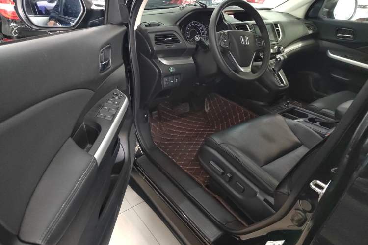 Used Honda CR-V 2015 2.4L two-wheel drive luxury version
