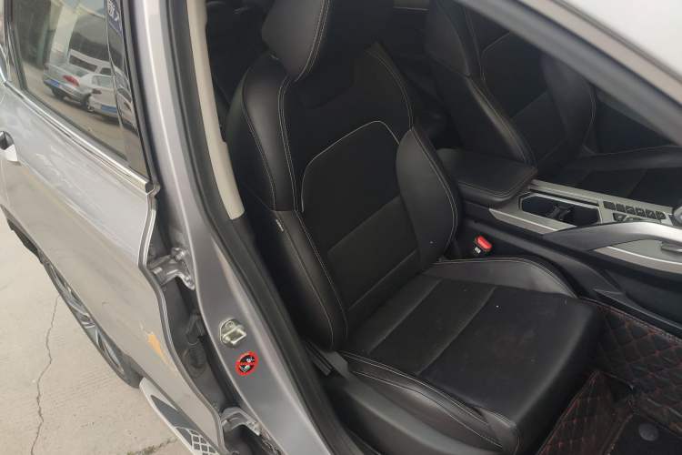 Used Geely Auto Coolray 2019 260T DCT Knight China VI Standard
