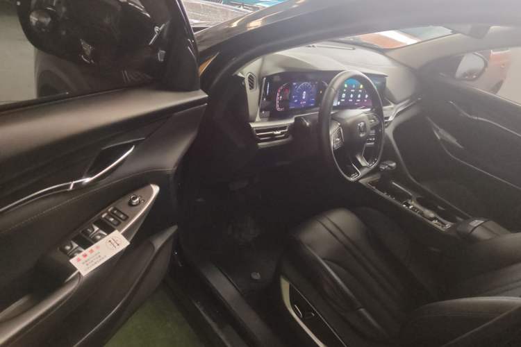 Used Changan CS75 PLUS 2021 1.5T Automatic Luxury Version