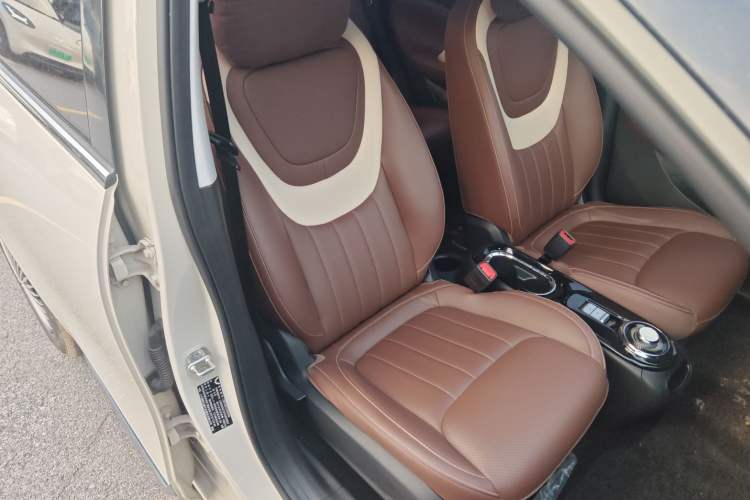 Used Wuling Bingo 2023 333 km Lingxi Connected+ Version
