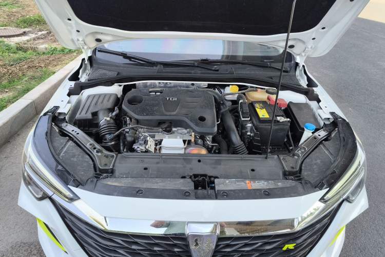 Used Roewe i6 MAX 2020 300TGI Automatic Sporty Cool Edition
