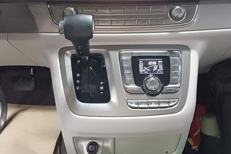 Used SAIC MAXUS G10 2018 PLUS 2.0T Automatic Smart Edition