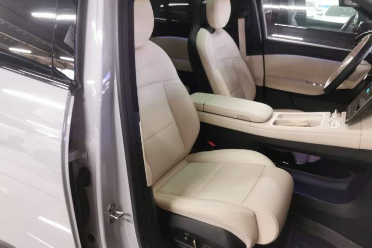 Used Nio ES6 2023 75 kWh
