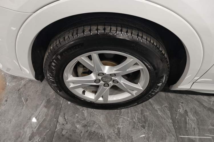 Used Audi Q3 2017 30 TFSI Fashion Model
