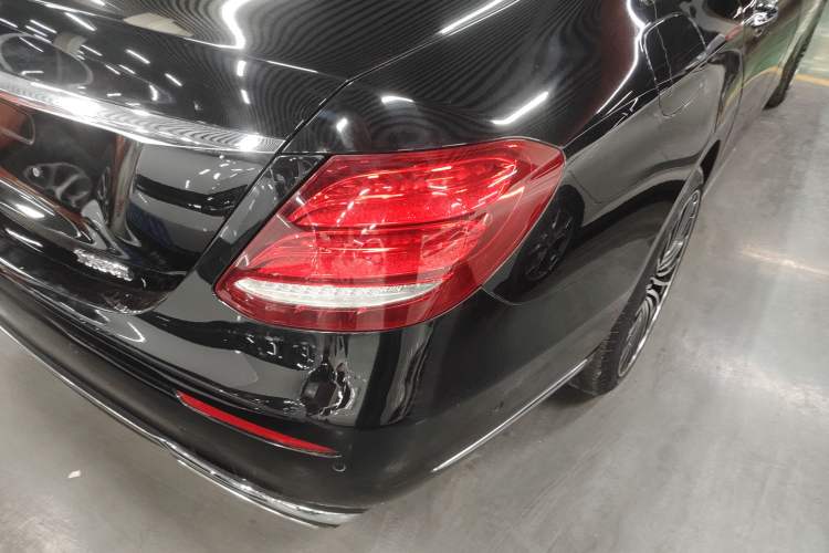 Used Mercedes-Benz E-Class 2016 E 300 L Stylish Model