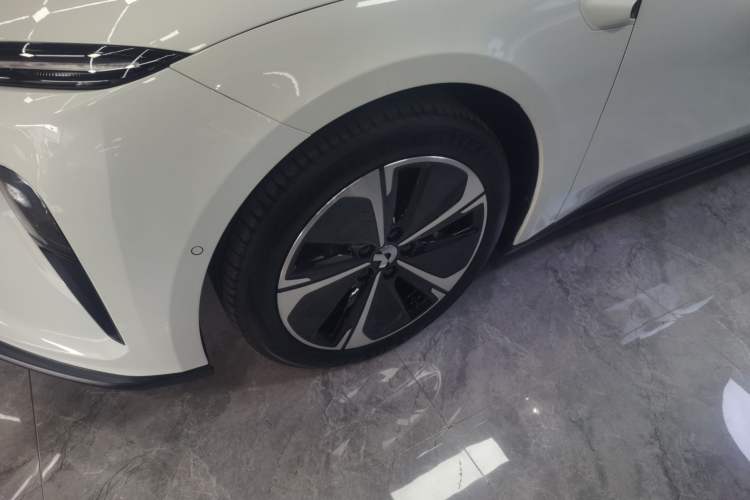 Used Nio ET5T 2023 75 kWh Touring