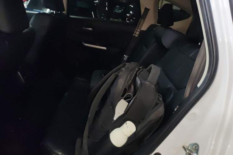 Used Honda CR-V 2013 2.4L Two-Wheel-Drive Luxury Edition